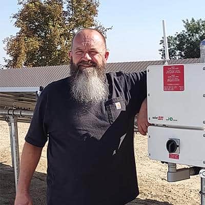 Best Solar Companies for Solar Installation and Solar Maintenance and Panel Cleaning. Solar Negotiator Fresno and Bakersfield