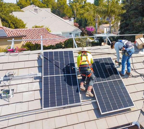 Best Solar Companies for Solar Installation and Solar Maintenance and Panel Cleaning. Solar Negotiator Fresno and Bakersfield.